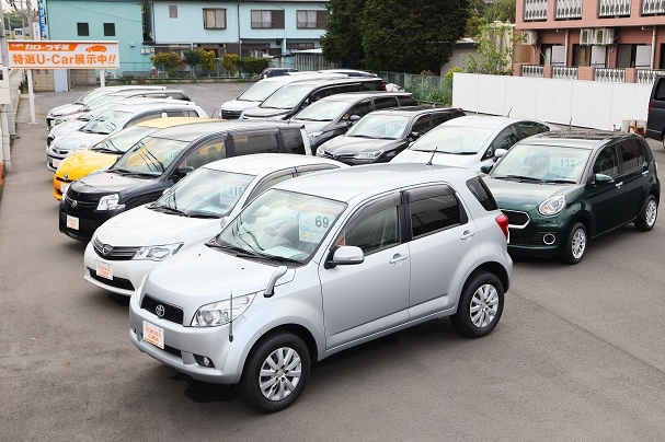 千葉県内の中古車展示場 トヨタカローラ千葉 公式