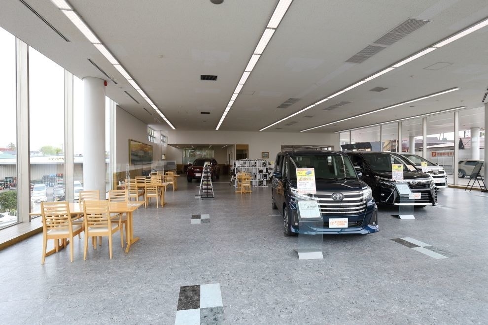 中野台店,店舗内観