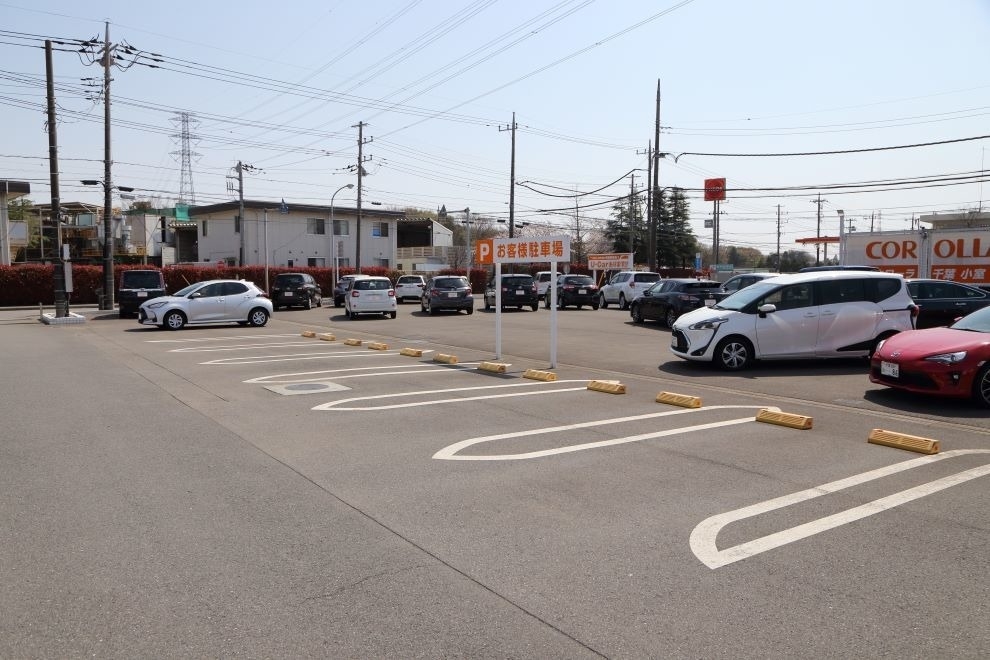 小室店,お客様駐車場