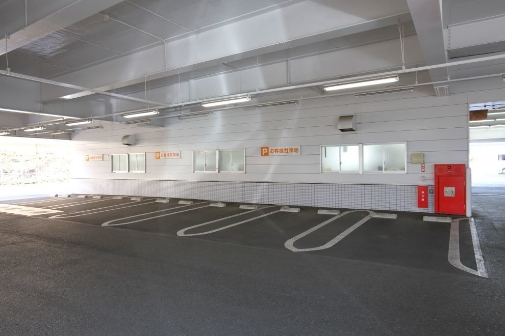 鬼高店,お客様駐車場