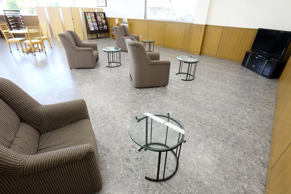 勝田台店,サービス待合