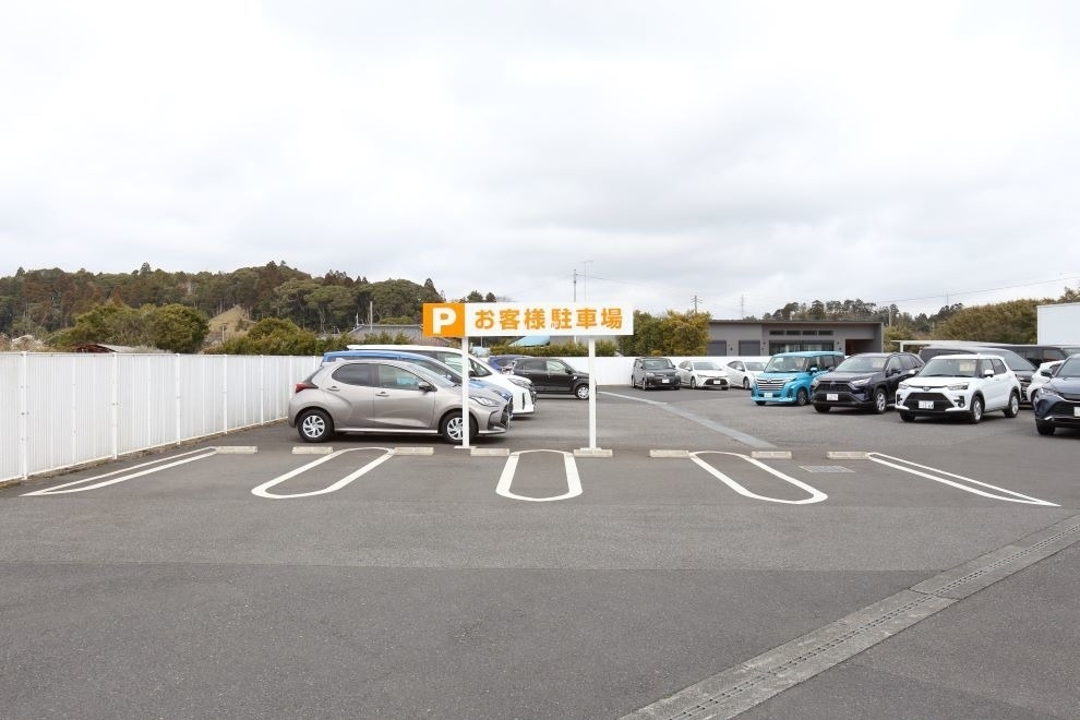 八日市場店,お客様駐車場