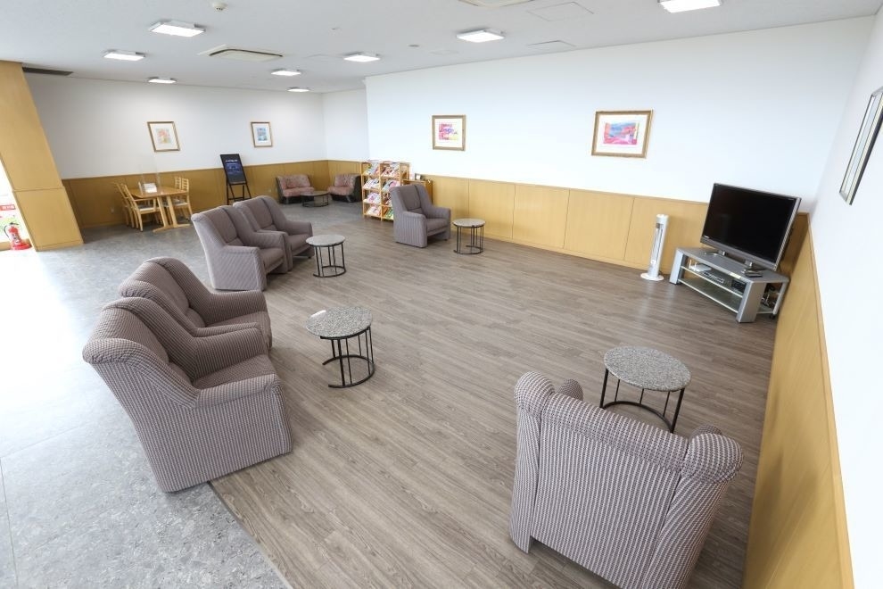 成東店,サービス待合