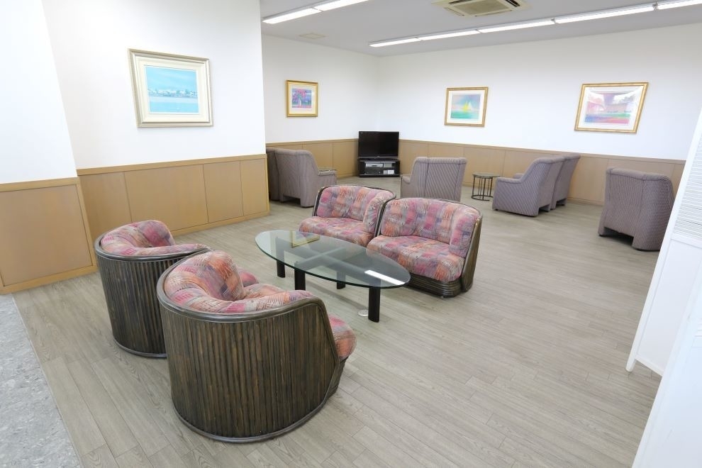 袖ヶ浦店,サービス待合