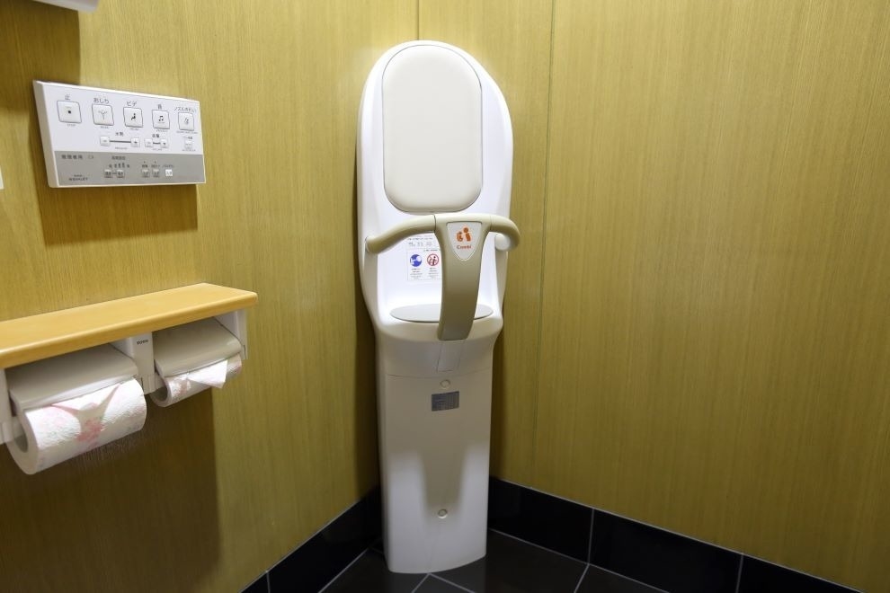 鴨川店,子供用イス