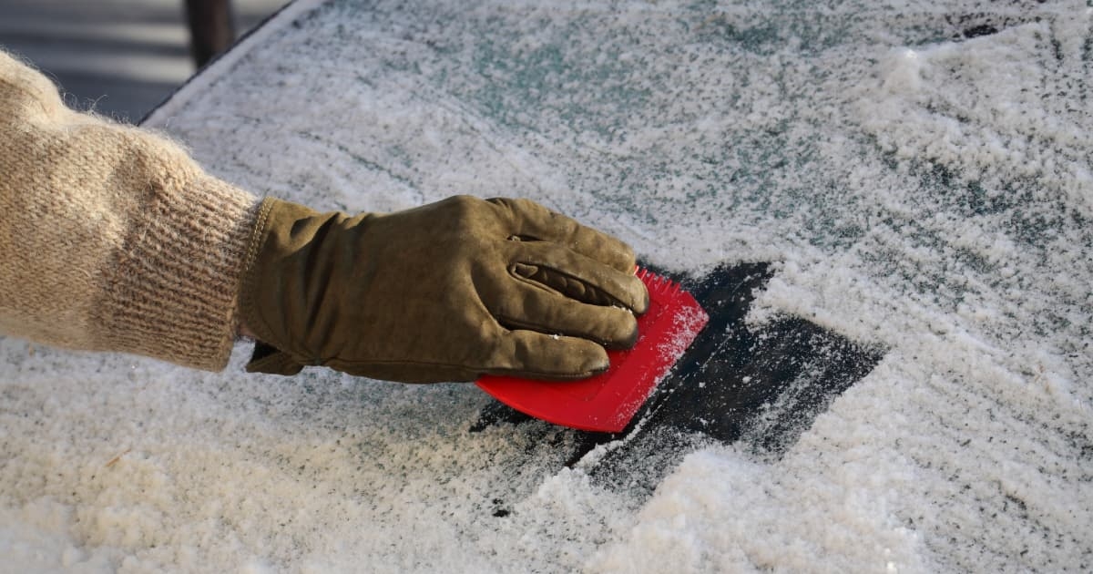 No.72】フロントガラスの霜取り-C.C.Road | トヨタカローラ千葉【公式】