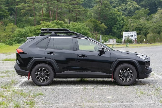 【特集】ドライブカーポイントCheck!-新型RAV4のサイド