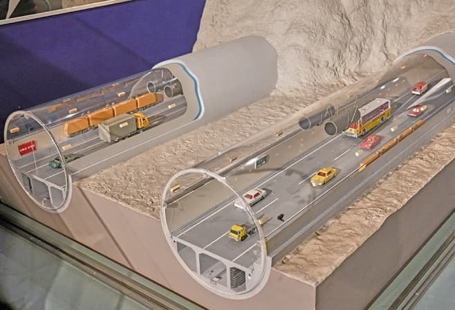 【COOLJAPAN】シールドトンネルの模型