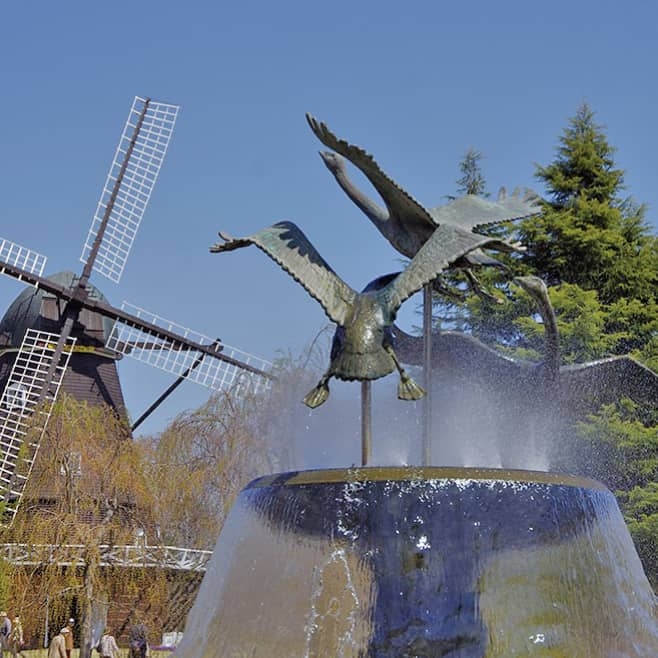 【ドライブプラン】ふなばしアンデルセン公園にある「みにくいアヒルの子」をモチーフにした噴水