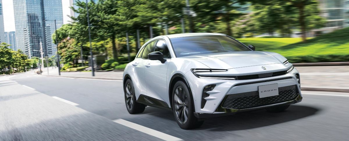 ぽ*る様 ⭐︎新車外し⭐︎極上品⭐︎送料込み⭐︎自信有‼️トヨタ・クラウンスポー トヨタ クラウン（スポーツ） | トヨタ自動車WEBサイト