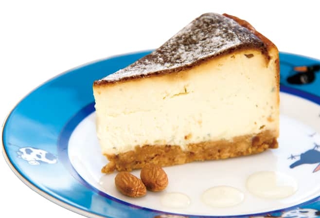 【グルメ】高秀牧場ミルク工房のブルーチーズのチーズケーキ