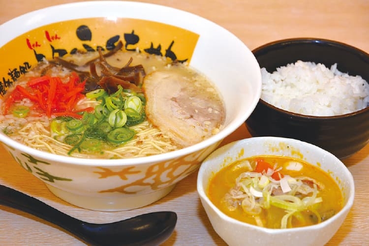 博多ラーメンふくちゃん 千葉幸町店のもつ煮込みセット