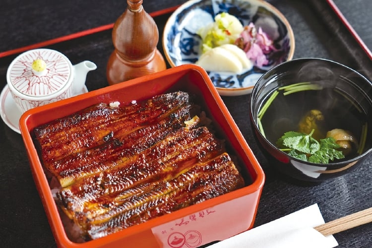 割烹やまもとの鰻重