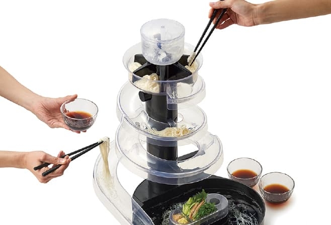 大人の流しそうめん