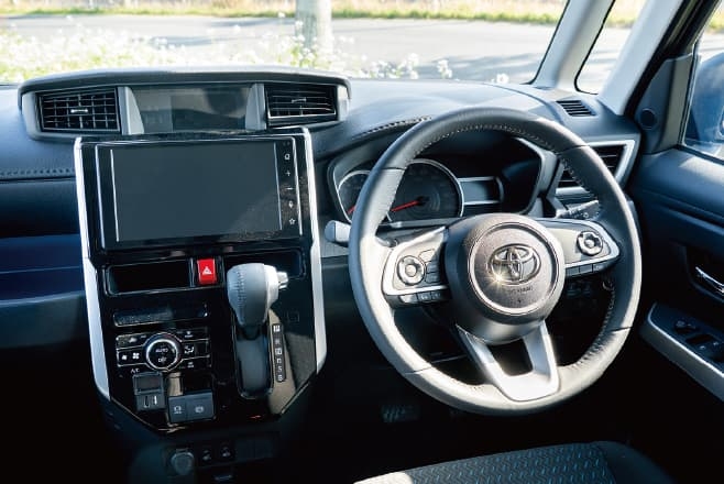 ライズの運転席
