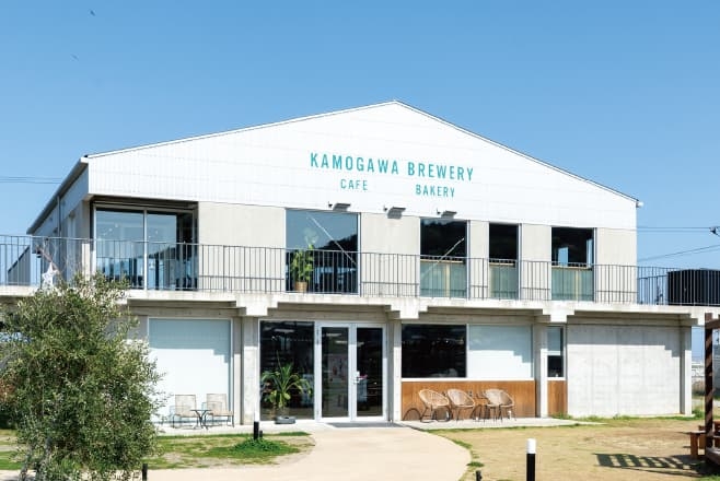 【ドライブプラン】Kamogawa SEASIDE BASEの外観