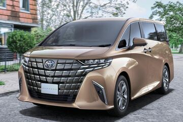 Z（ハイブリッド・2WD）