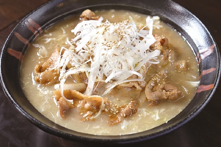 まっこすの豚豚麺