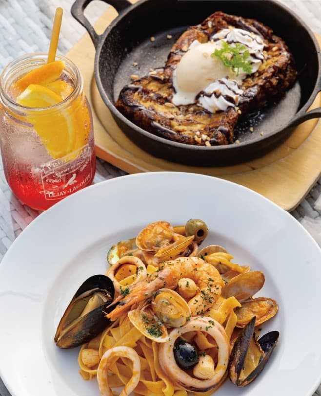 【ドライブプラン】THE SURF OCEAN TERRACEの食事