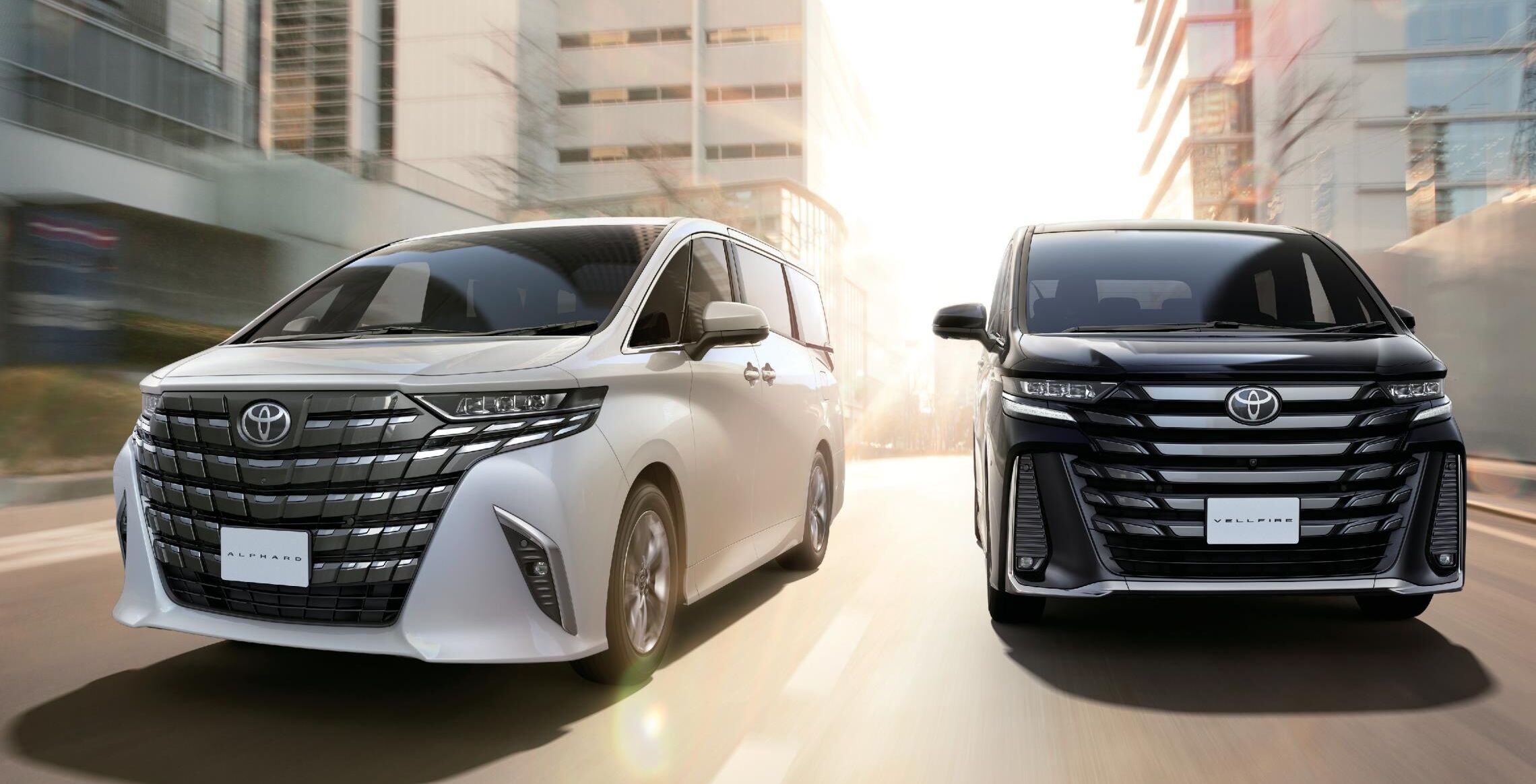 トヨタ「アルファード・ヴェルファイア」の違い！グレード・価格を比較 