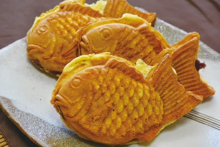 小さなまちの駅のつぶあんたい焼き