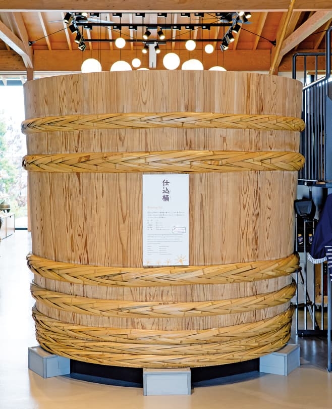 【ドライブプラン】白みりんミュージアム（高さ約2mの本物の仕込み桶）