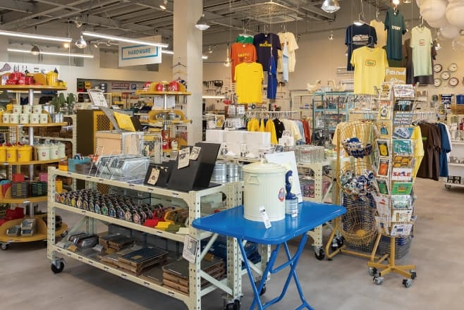 【ドライブプラン】DULTON DAY STACK 柏の葉店の店内