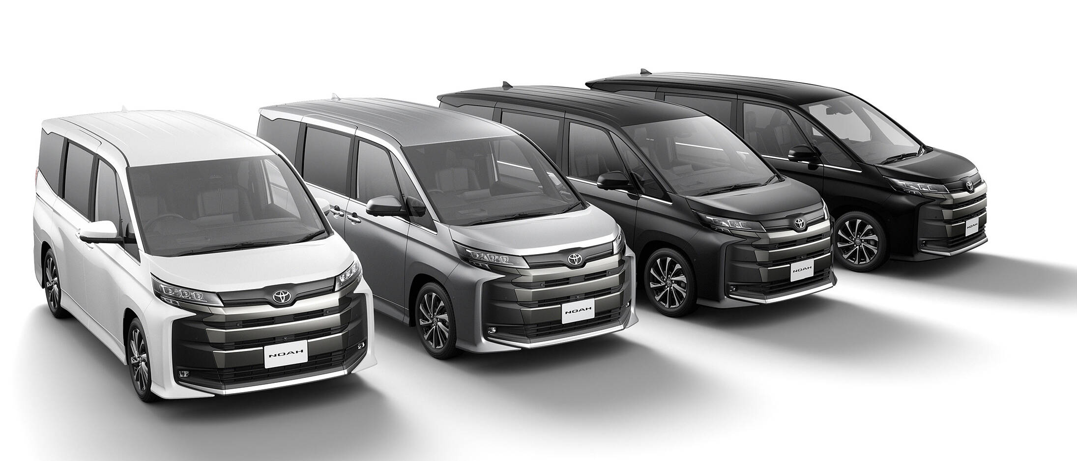 最終値下トヨタ　ハイラックス　カムリ　クラウン　ノア　ヴォクシー　アルファード等 トヨタのミニバン「ノア・ヴォクシー」の違い！グレード・価格を比較