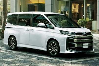 C千葉_ノア・ヴォクシー比較3