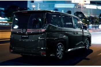 C千葉_ノア・ヴォクシー比較4