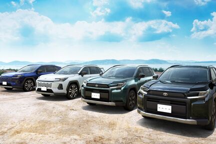 （左奥）：Z（ハイブリッド）