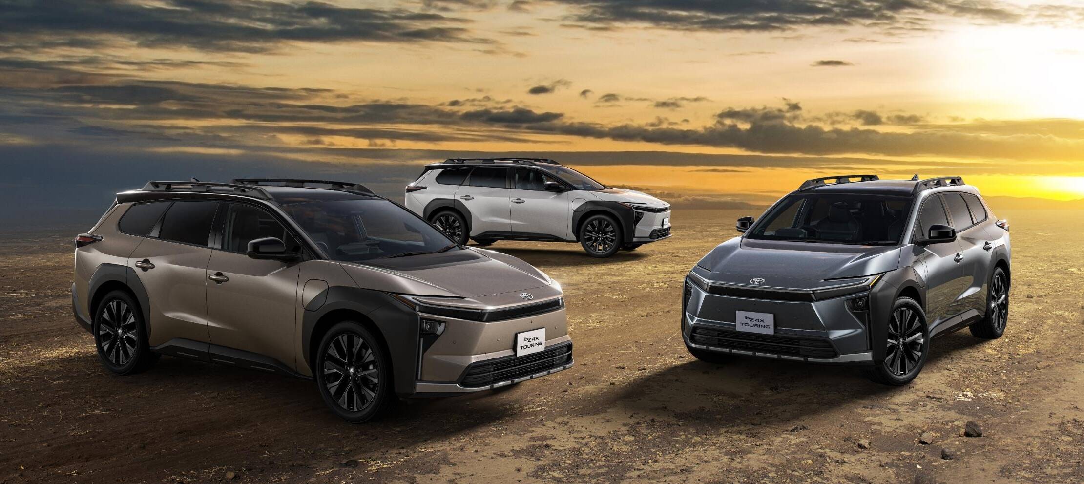 トヨタ新型「bZ4X Touring」の価格は？グレード、カラーも紹介
