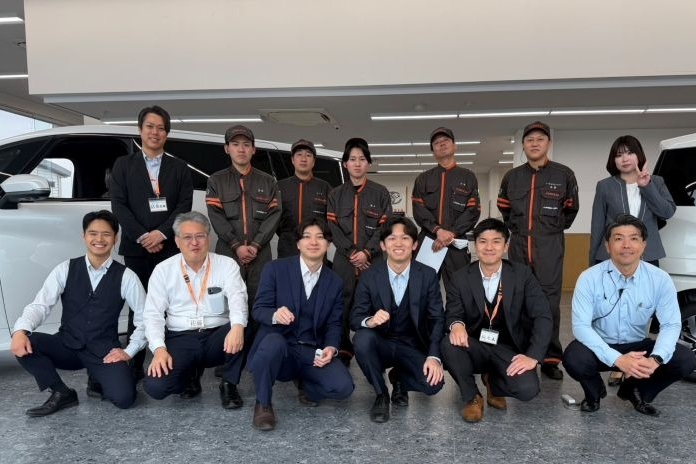 260407_本納店,集合写真