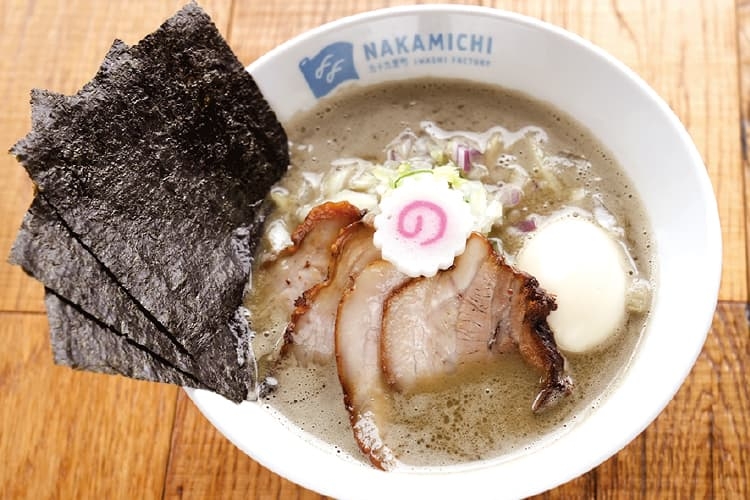 九十九里町 NAKAMICHIの特製やさしい濃厚煮干そば
