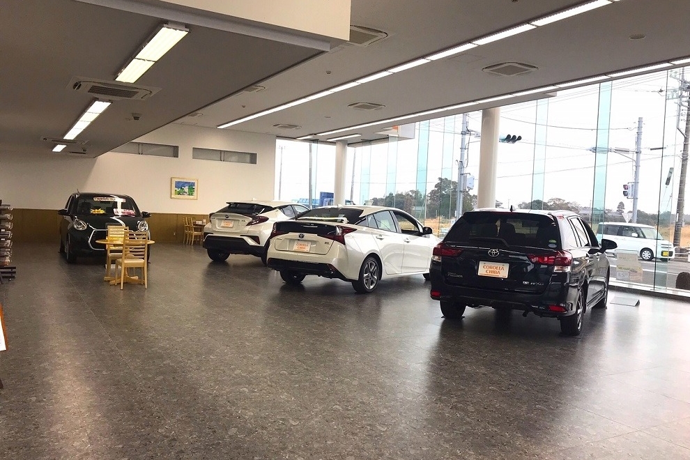 本納店ショールーム2